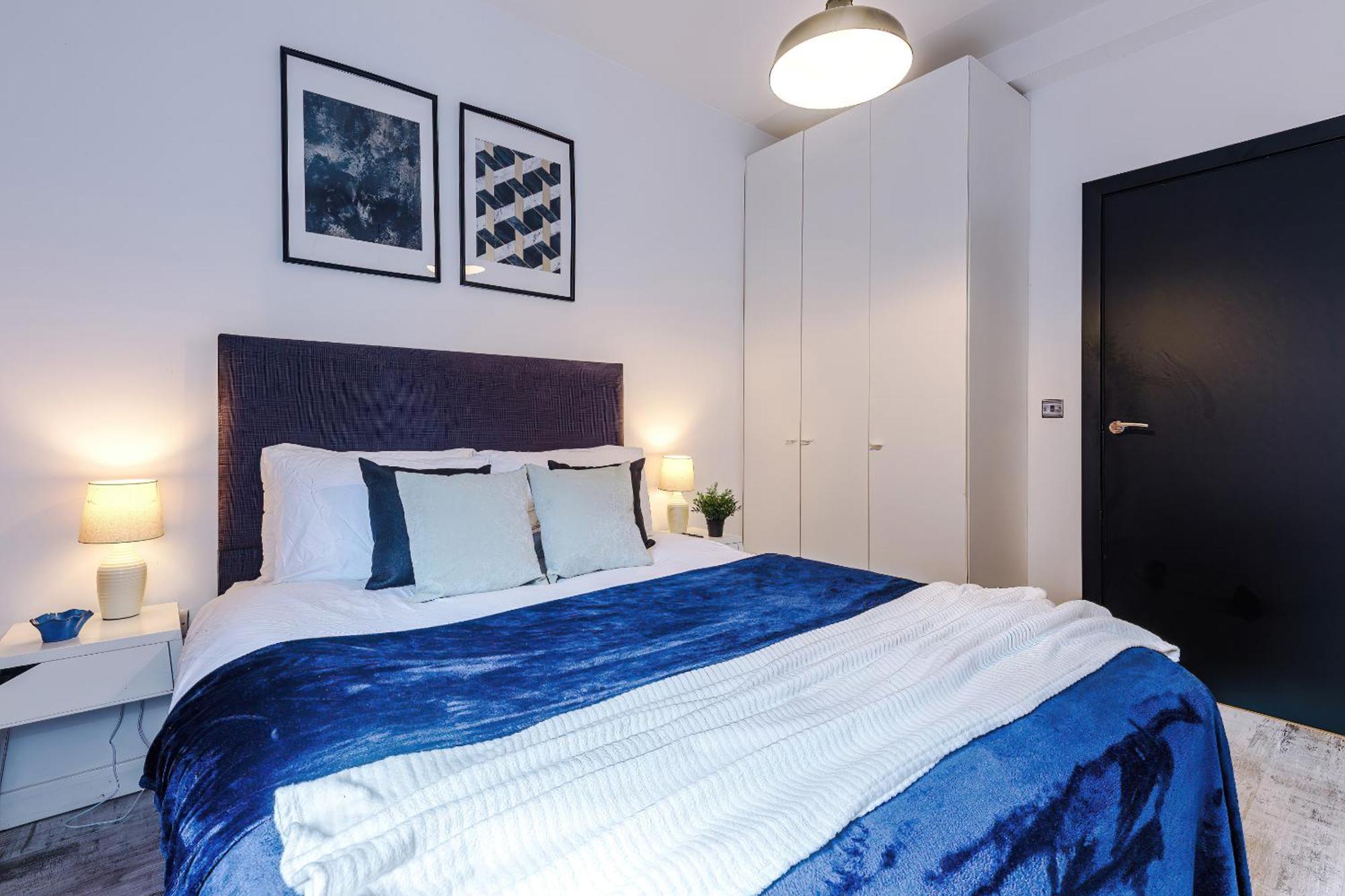 Luxury 2 King Beds In City Centre リーズ 部屋 写真