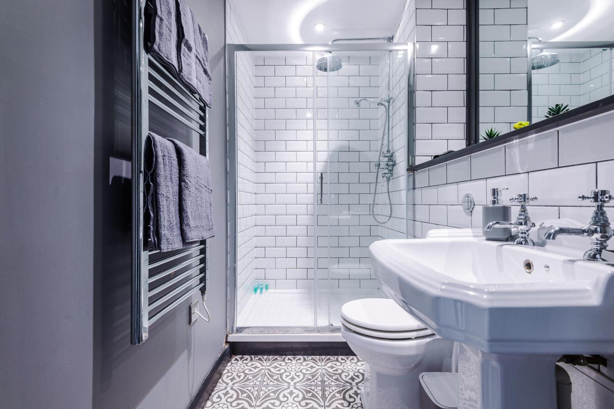 Luxury 2 King Beds In City Centre リーズ エクステリア 写真